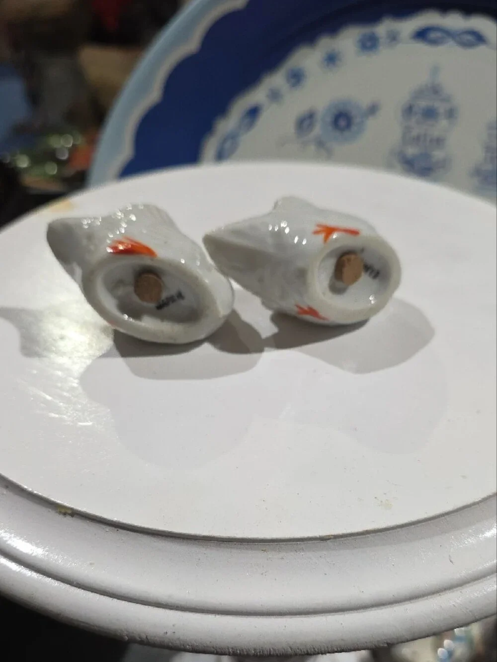 Vintage White Porcelain Swan Salt and Pepper Shakers - White/Orange Japan